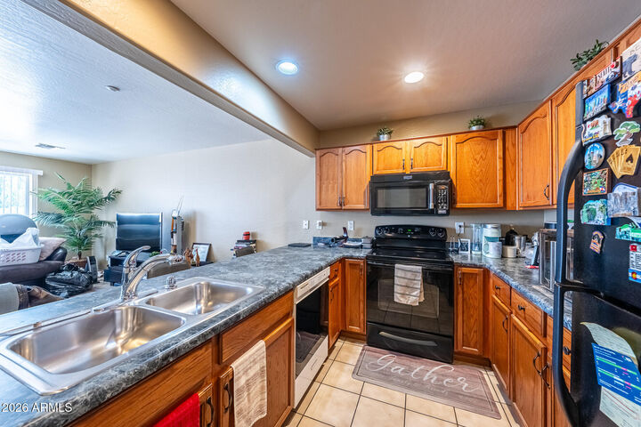 Property Photo: 16015 N 30th Street 103 AZ 85032