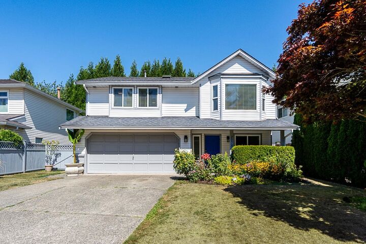 Property Photo: 20783 51B Avenue BC V3A 7T5