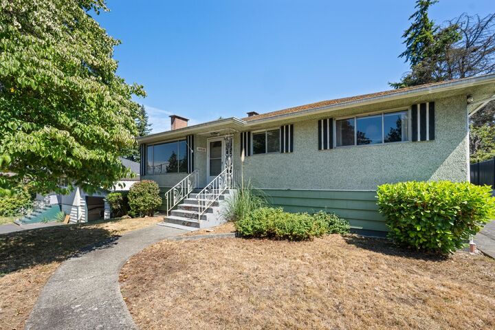 10836 128 Street — photo 1