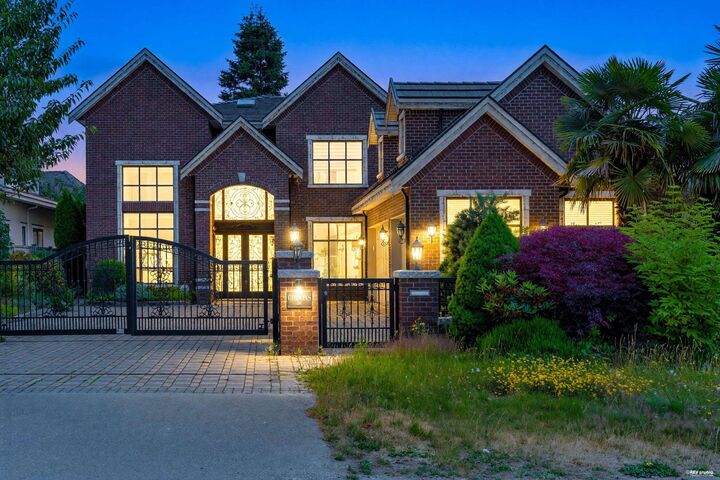 5628 Gibbons Drive — photo 1