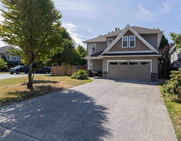 Property Photo:  32998 Boothby Avenue  BC V2V 7R6 