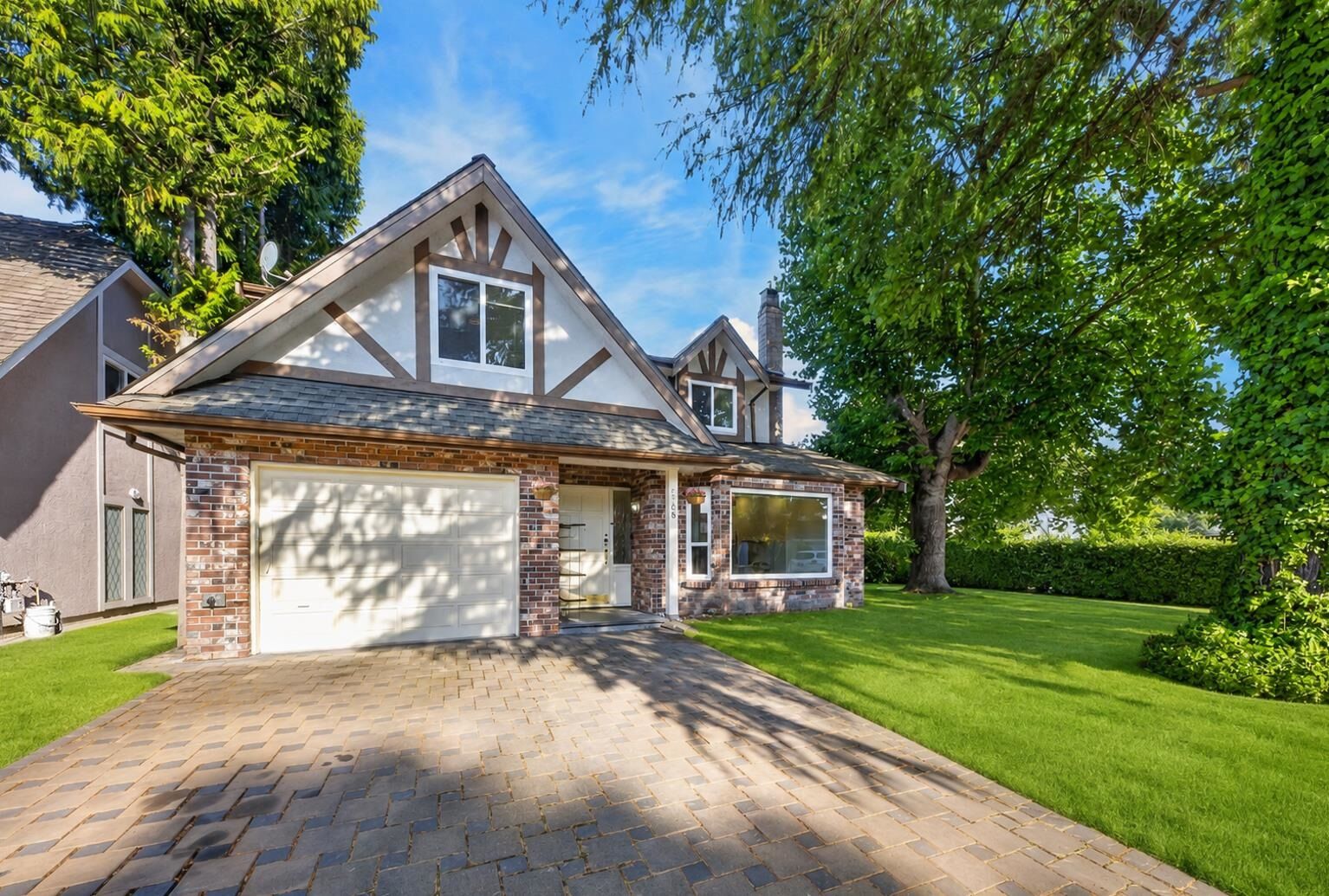 Property Photo: 8580 Dakota Place BC V7C 4Y6