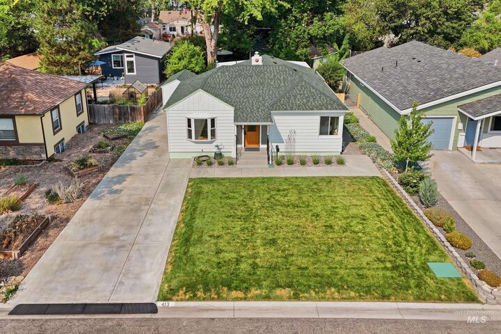 Property Photo:  413 N Atlantic St.  ID 83706 