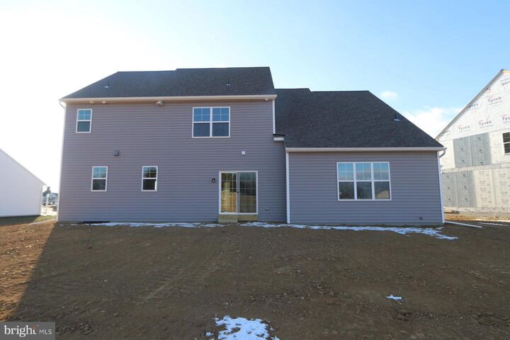 Property Photo:  409 Parkside Way  PA 17543 