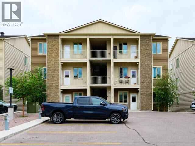 Property Photo:  102-5009N 44 Street  NT X1A 0E3 