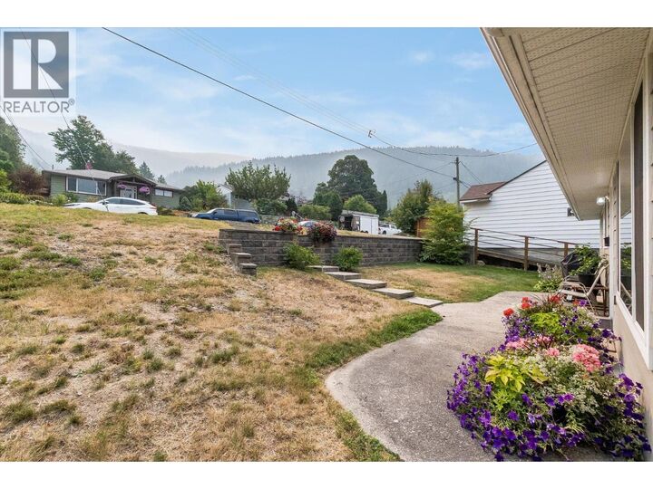 Property Photo: 605 Seventh Street BC V1L 2Z8