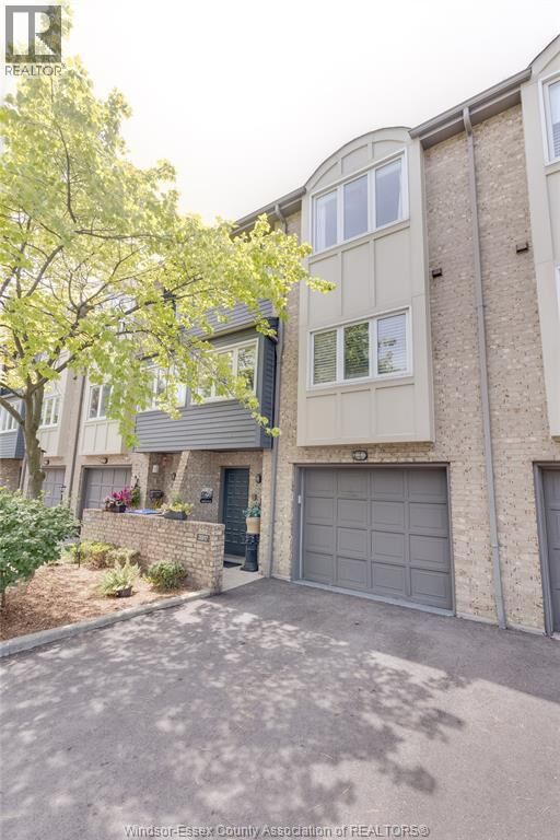 Property Photo: 3917 Riverside East 9-3917 ON N8Y 1G5