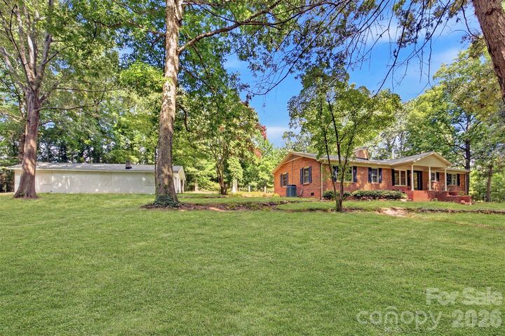 Property Photo:  2725 Puetts Chapel Road  NC 28016 