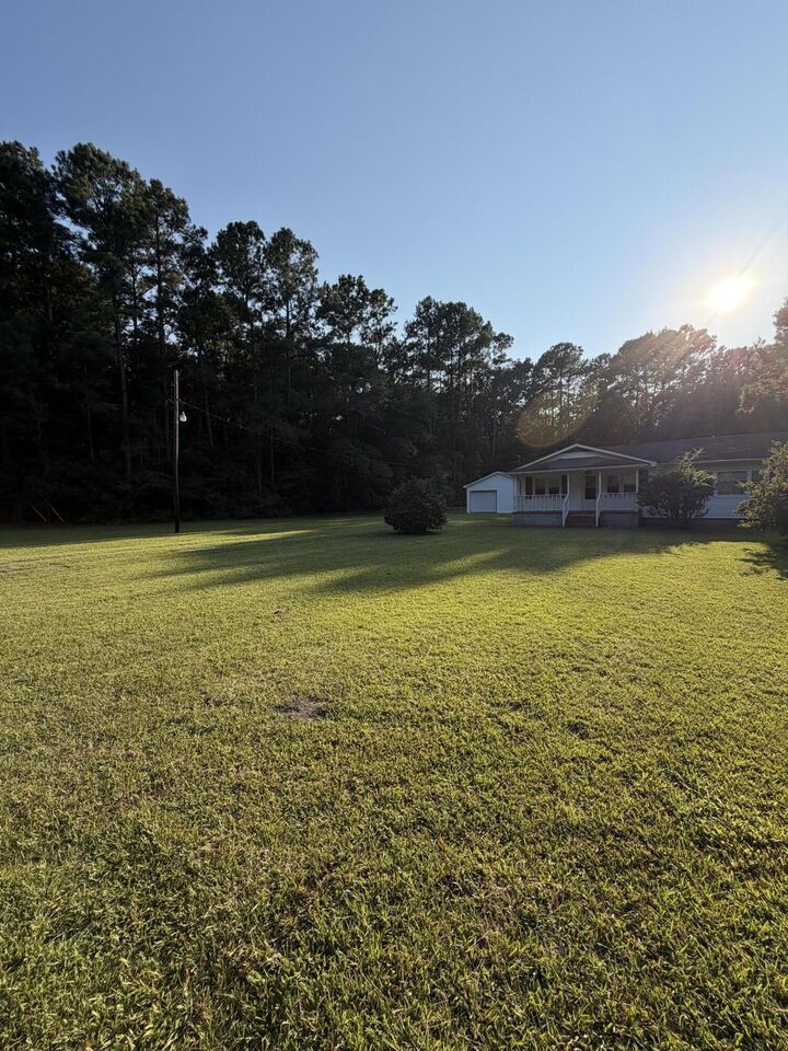 Property Photo:  320 Kitfield Road  SC 29461 