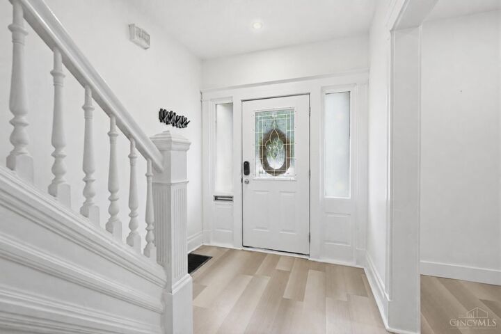 Property Photo:  2560 Hackberry Street  OH 45206 