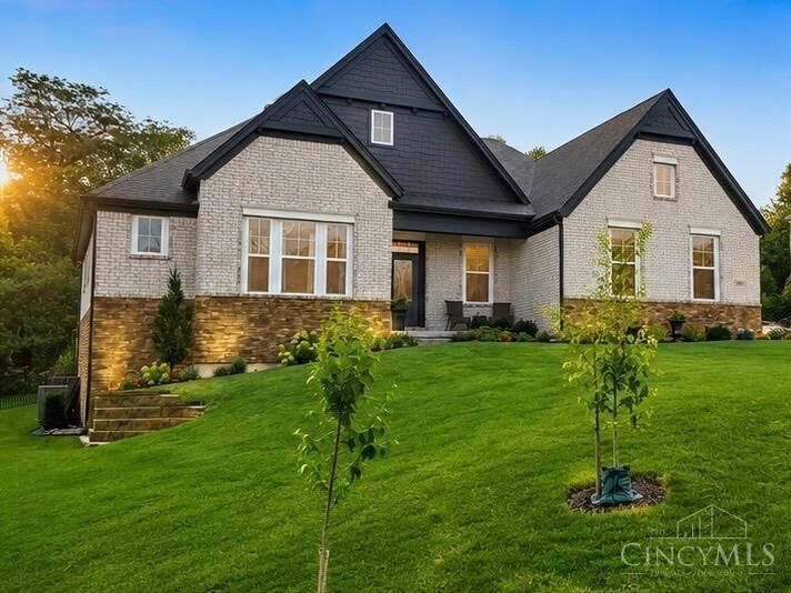 Property Photo: 8858 Old Farm Drive OH 45069
