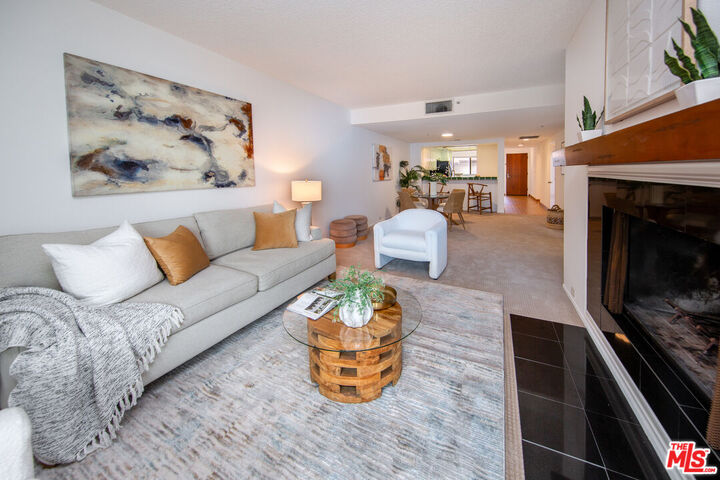 Property Photo: 2960 Neilson Way, Unit 304 CA 90405