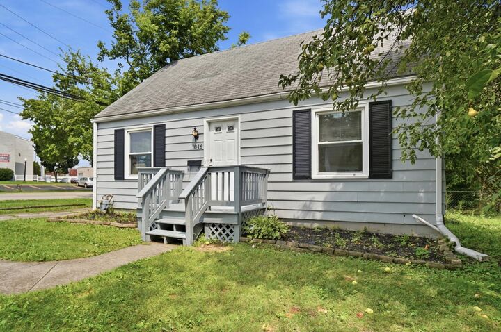 Property Photo:  1846 Rhoda Avenue  OH 43212 