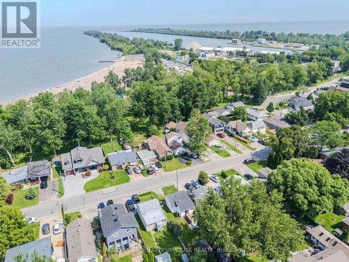 Property Photo:  12 Beachaven Drive  ON L2M 1A4 