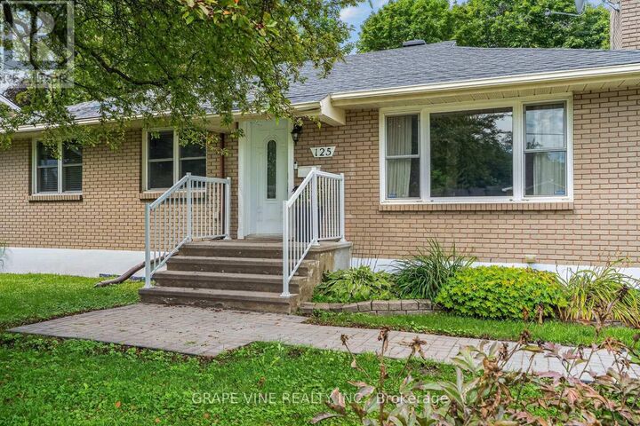 Property Photo: 125 Norice Street ON K2G 2Y2
