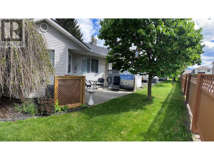 Property Photo: 1902 46 Avenue 2 BC V1T 3P5