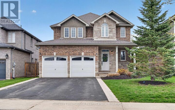 19 Garbutt Crescent — photo 1