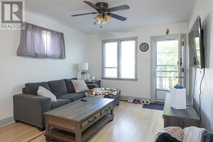 Property Photo: 185 Empress St S ON P7B 4N8