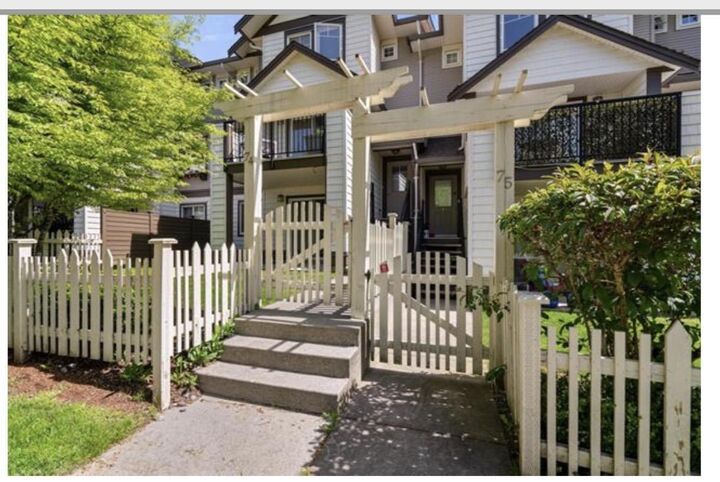 Photo de la propriété:  4401 Blauson Boulevard 74  BC V3G 0A4 