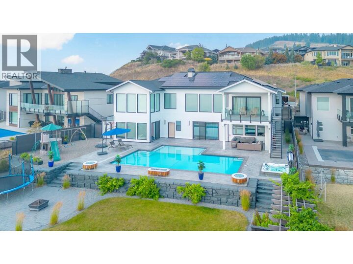 628 Hart Place — photo 1