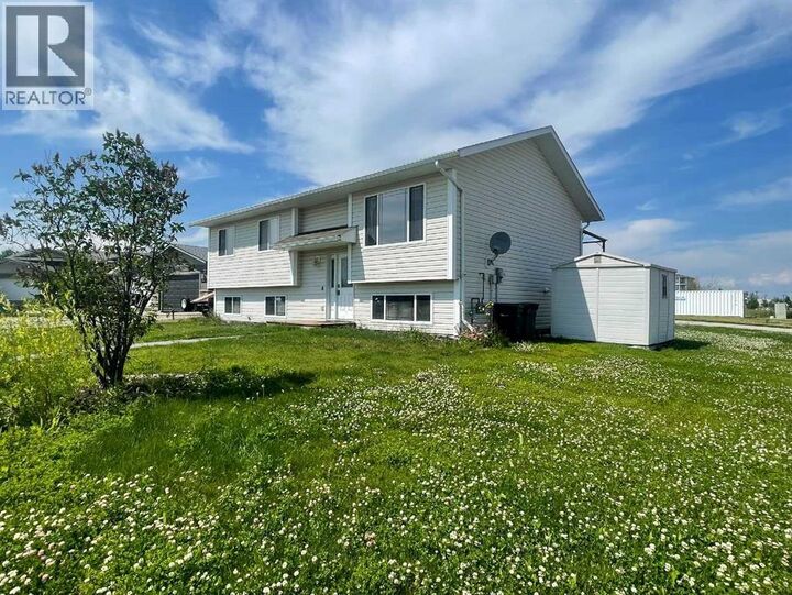 Property Photo:  4802 64 Avenue  AB T9M 0A9 