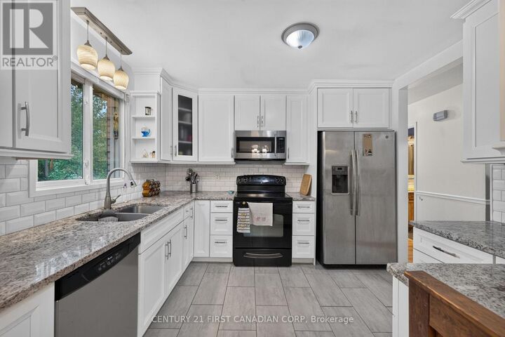 Property Photo: 213 Fourth Street ON N0L 2C0