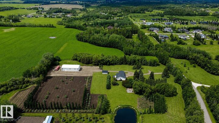 Property Photo:  27309 Twp Road 534  AB T7X 3S1 