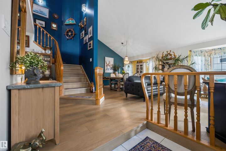 Property Photo:  20 Charlton Crescent  AB T8H 1R1 