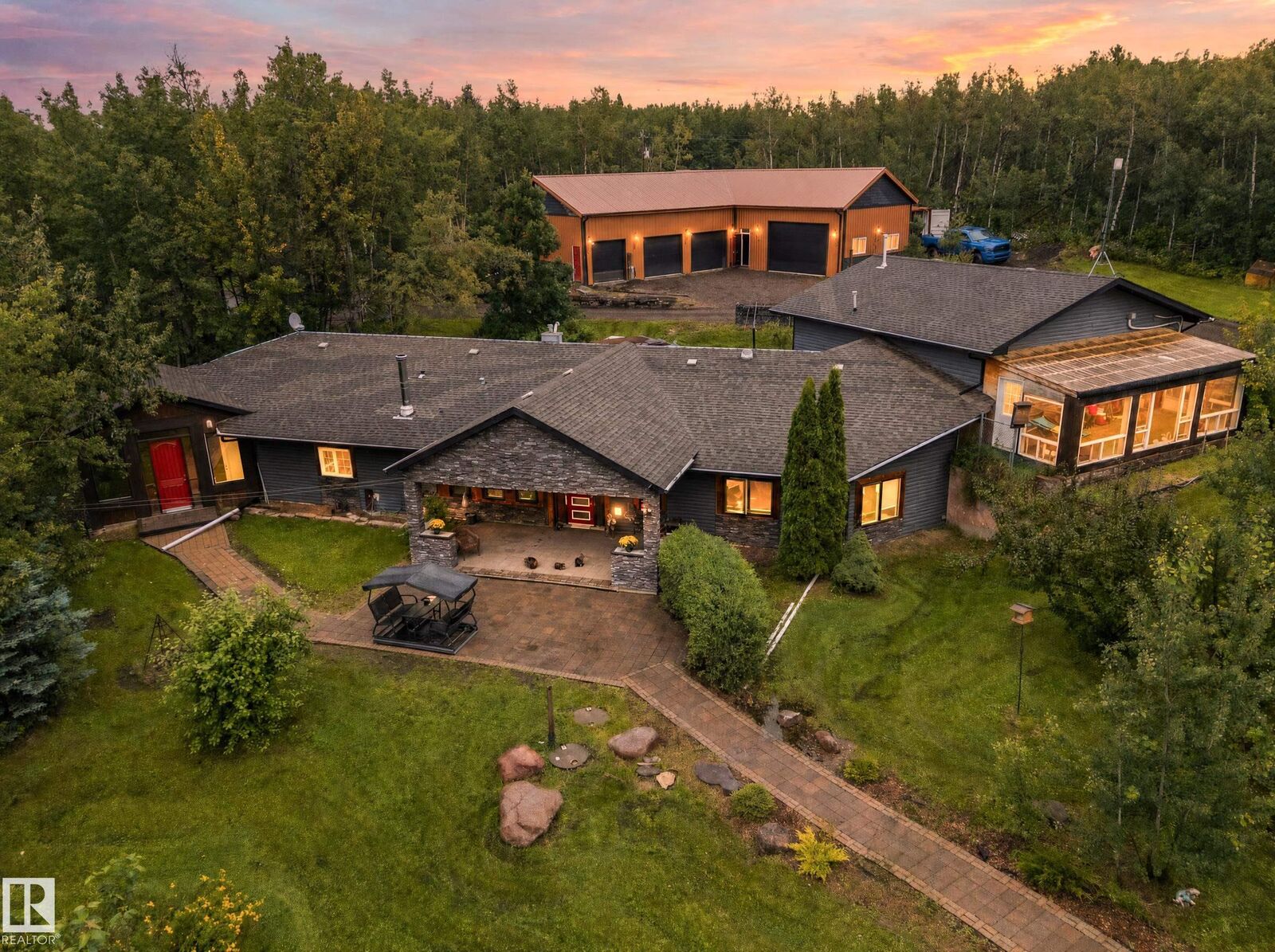 Property Photo: 50449 Rge Rd 233 190 AB T4X 0L4