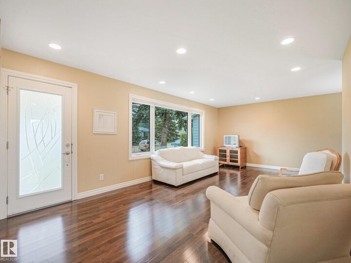 Property Photo:  15617 80 Avenue NW  AB T5R 3M4 