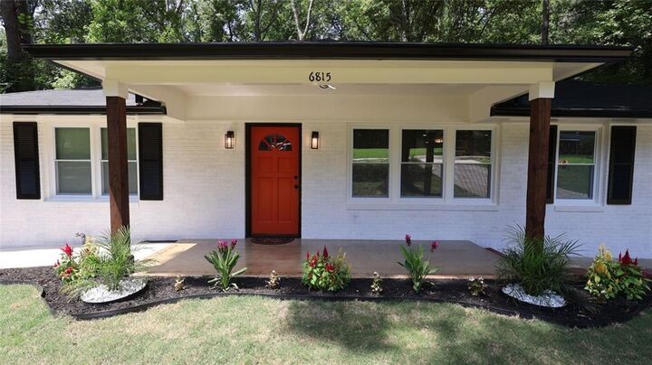 Property Photo:  6815 Florence Drive  GA 30122 