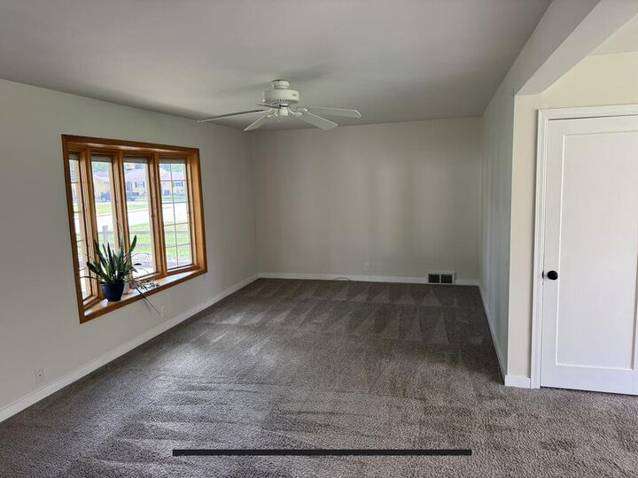 Property Photo:  2314 W Charles St  NE 68803 