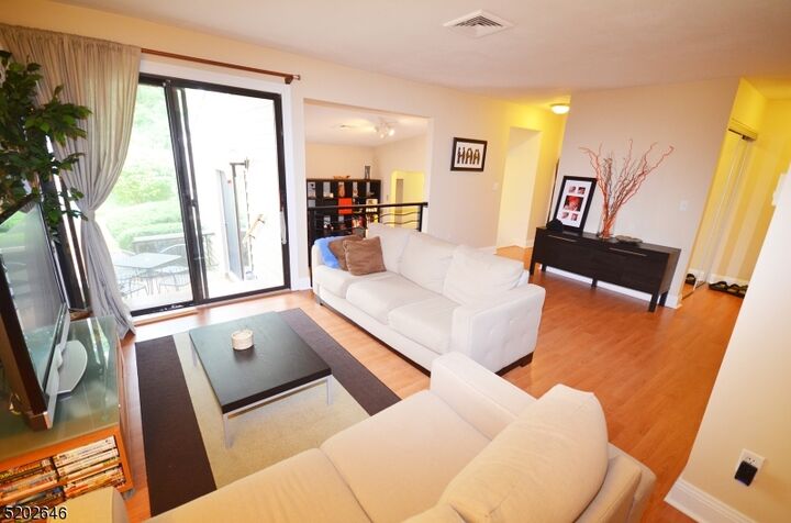 Property Photo: 117 Overlook Dr NJ 08809