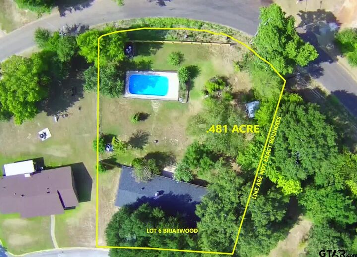 Property Photo:  1703 Briarwood St  TX 75644 