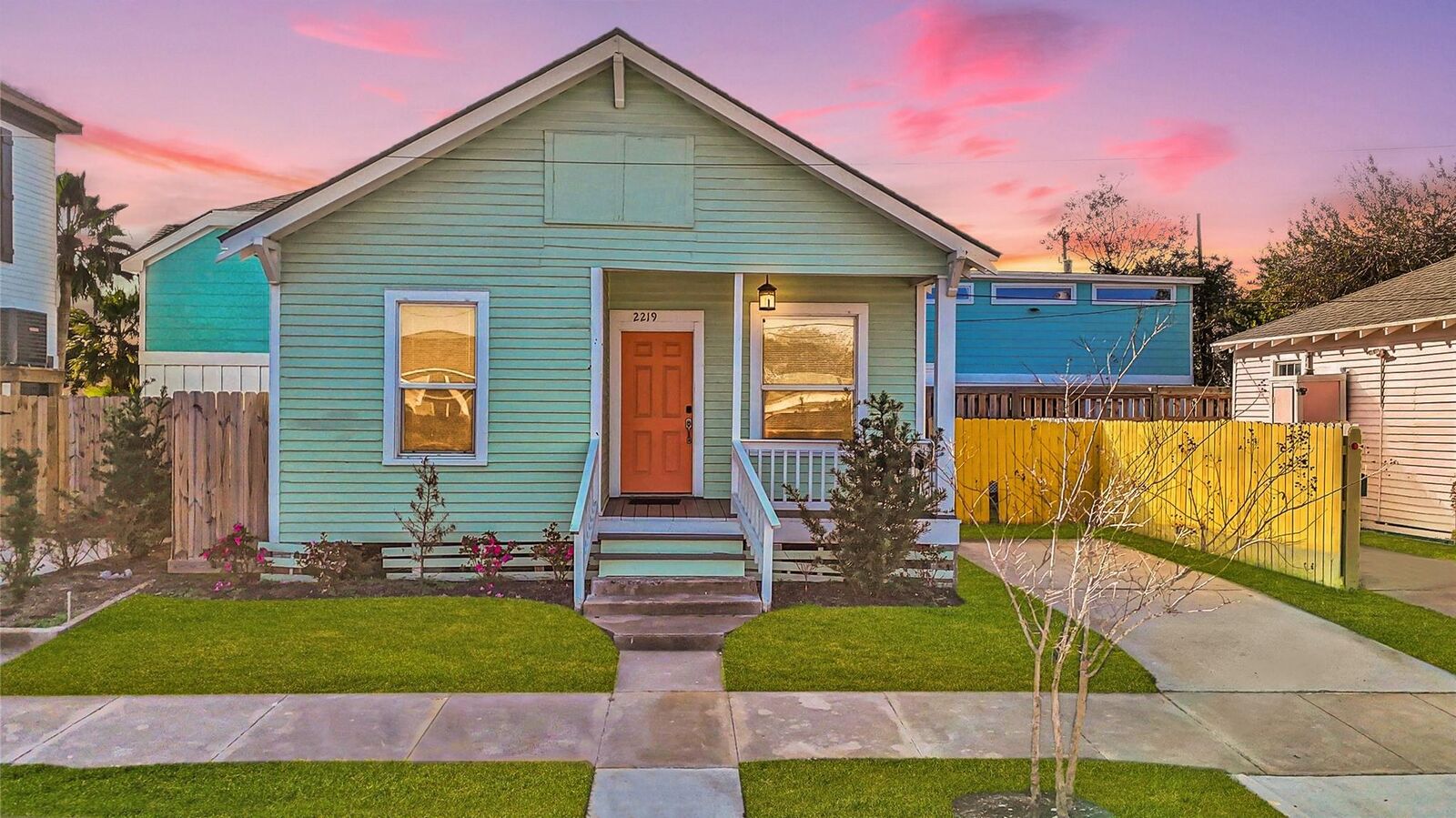 Property Photo: 2219 45th Street TX 77550
