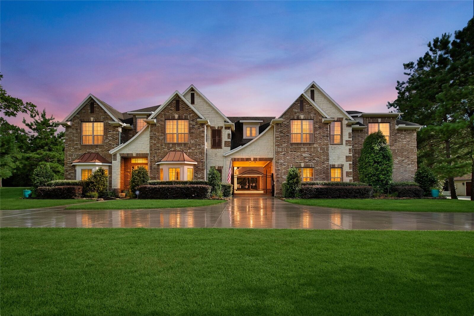 Property Photo:  28946 Village Trail  TX 77355 