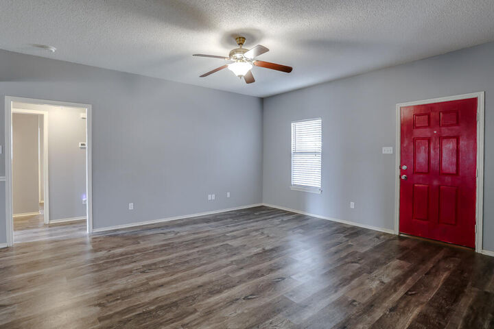 Property Photo:  905 11th Street  TX 79382 