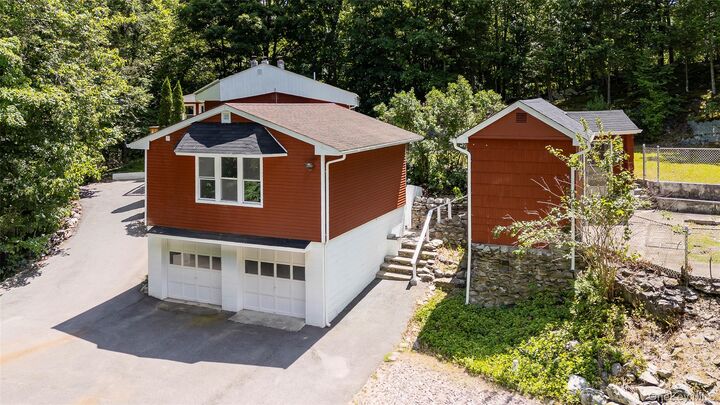 Property Photo:  219 Benedict Road  NY 12549 