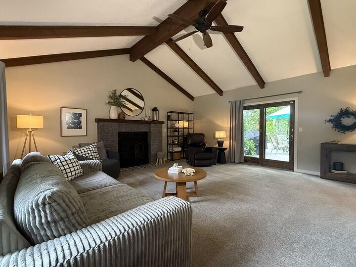 Property Photo: 2271 Ridgewood Ct OH 44805