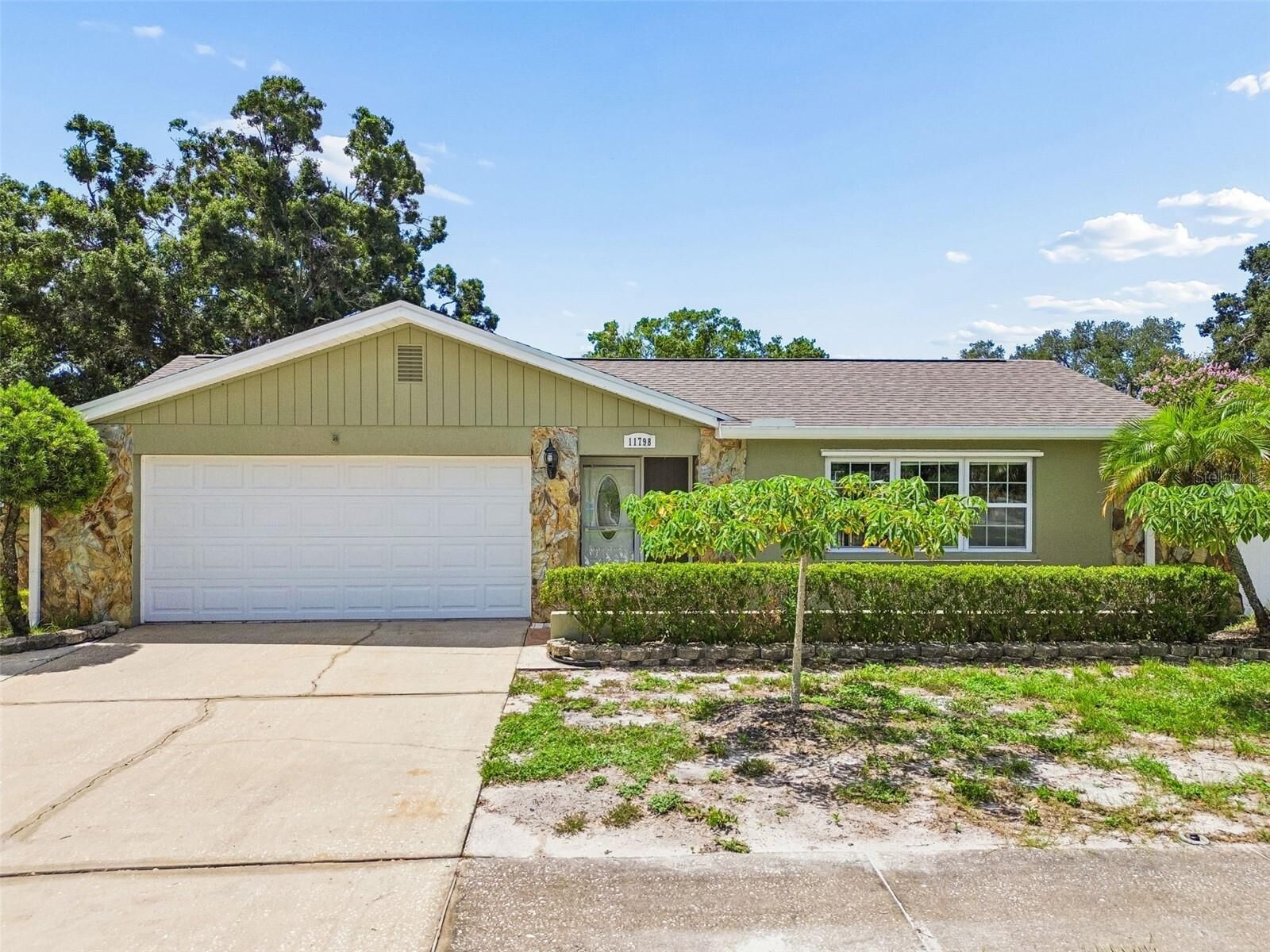 Property Photo:  11798 David Court  FL 33778 