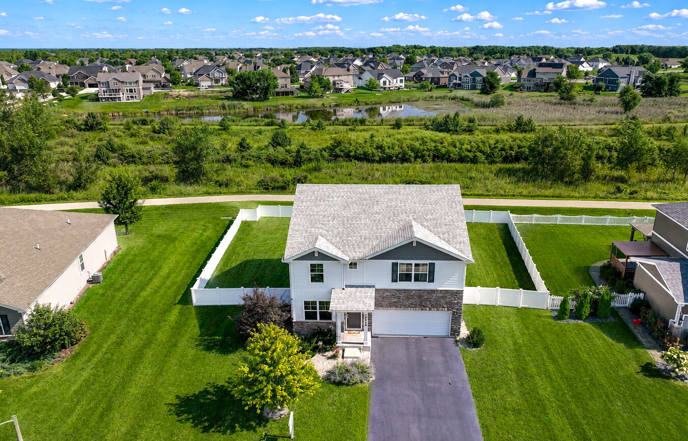 Property Photo:  25416 W Cerena Circle  IL 60586 