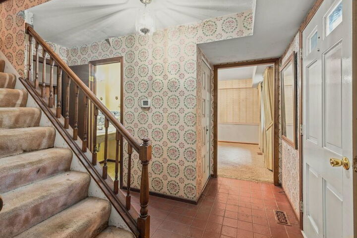 Property Photo:  1054 Alden Lane  IL 60089 