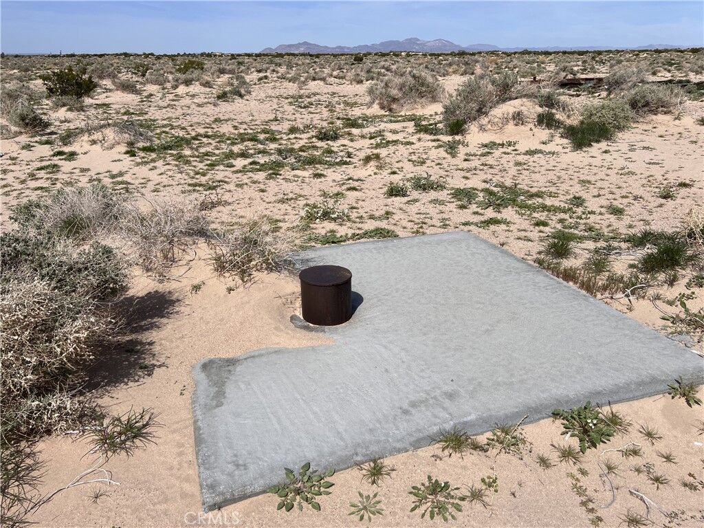 Property Photo:  34998 Bon View Road  CA 92365 