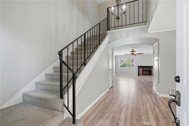 Property Photo:  28942 Rue Daniel  CA 91387 