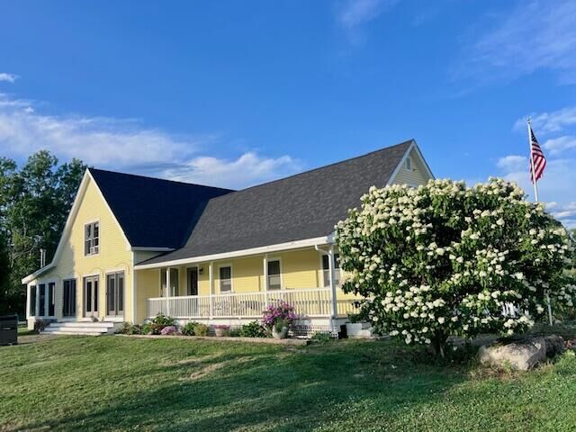 Property Photo:  64 Cole Road  ME 04862 