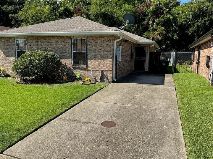 Property Photo:  7644 Stonewood Street  LA 70128 