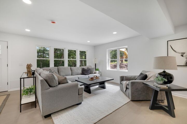 Property Photo:  5111 Colonial Drive  MN 55416 