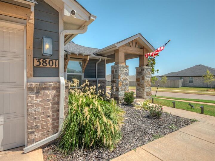 Property Photo:  3801 Cassidy Drive  OK 73069 