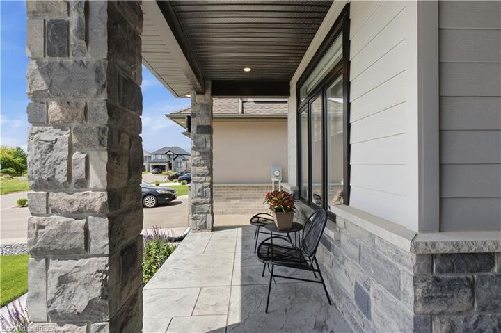 Property Photo: 14 Windywood Lane ON N0J 1P0