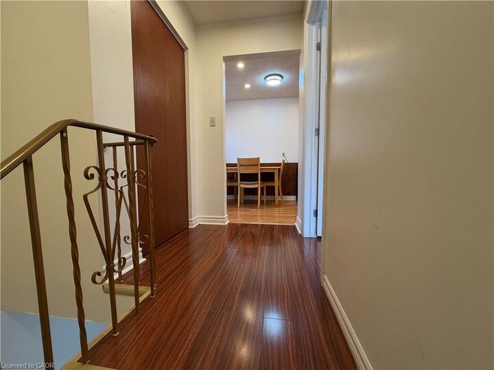 Property Photo:  237 Veronica Drive  ON N2A 2R8 